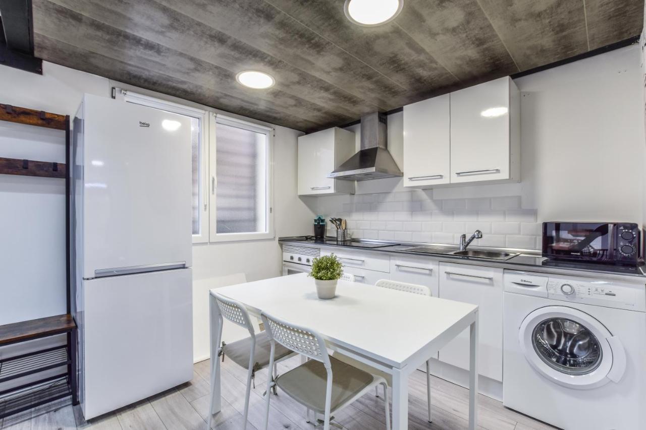 Apartamentos Reformados Bernabeu Madrid Exteriör bild